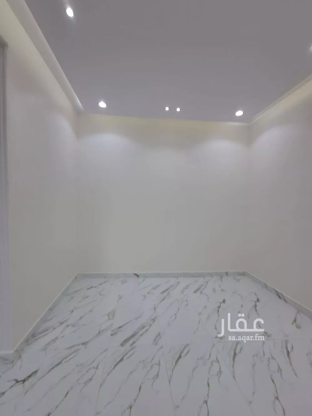 فيلا 6 غرف في العريجاء الغربية 9