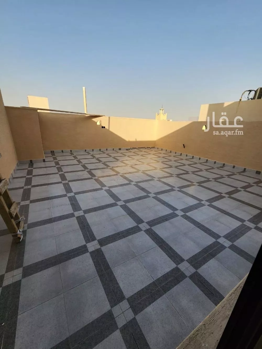 فيلا 5 غرف في العريجاء الغربية 12