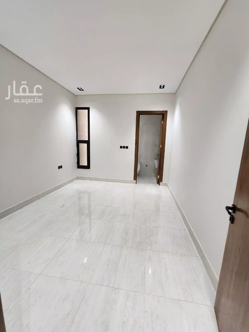 فيلا 5 غرف في العريجاء الغربية 6