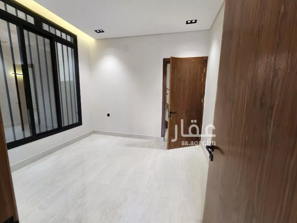 فيلا 5 غرف في العريجاء الغربية 8