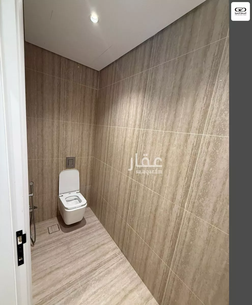3 bedroom apartment in Al Salamah 9