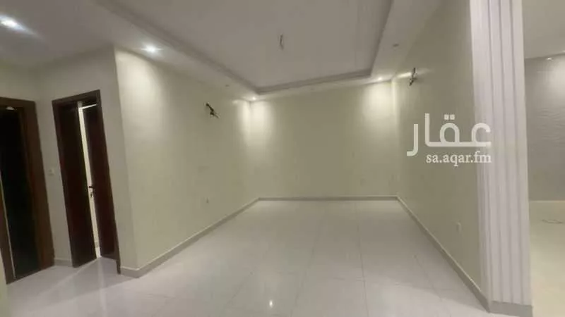 شقة 5 غرف في الصفا 12