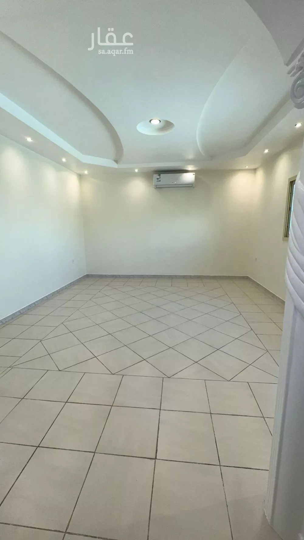 4 bedroom floor in Al Yasmin 7