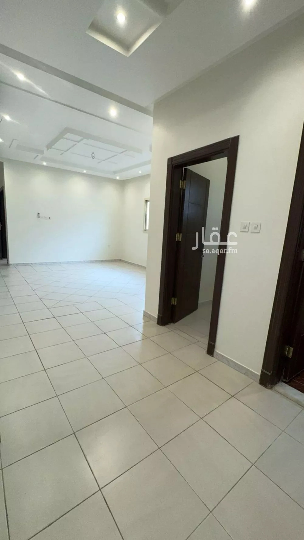 4 bedroom floor in Al Yasmin 10