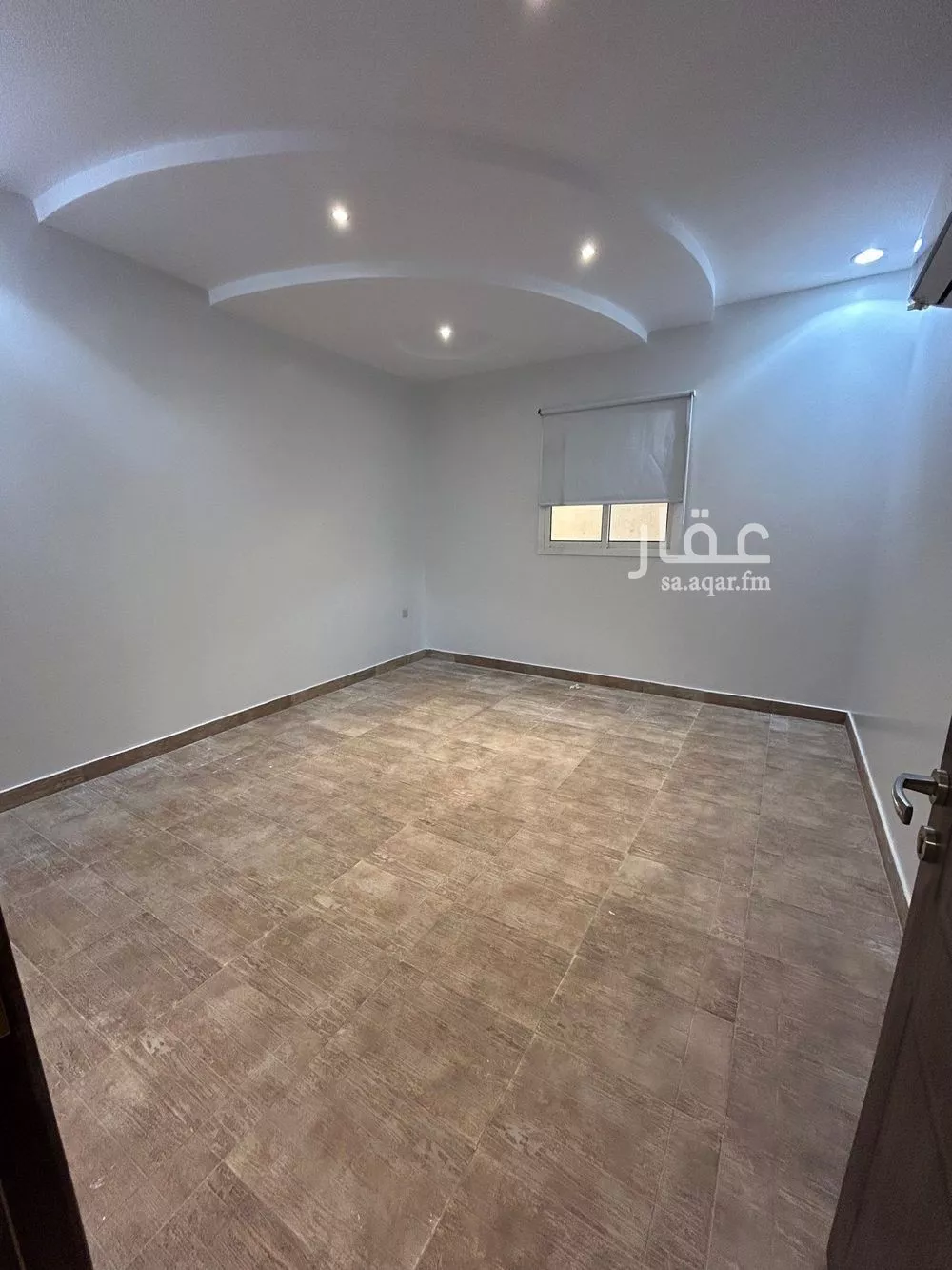5 bedroom floor in Al Yasmin 2