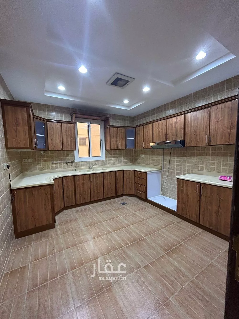 5 bedroom floor in Al Yasmin 3