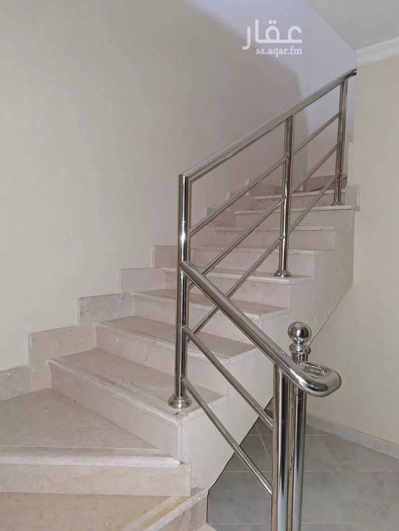 شقة 6 غرف في العدل 9