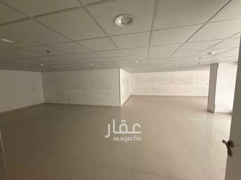 محل 570 م² في النفل 2