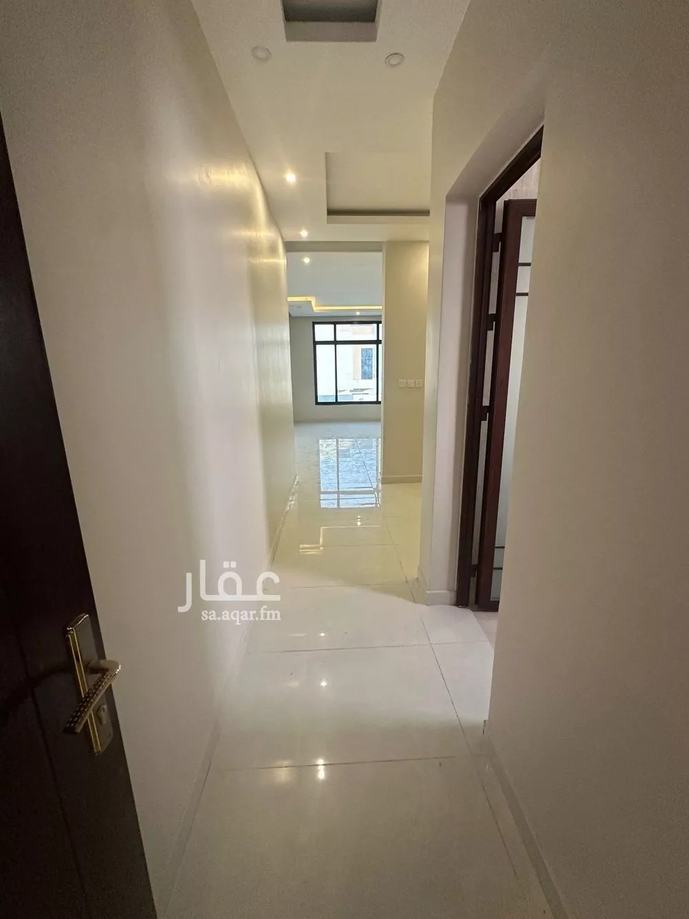 فيلا 8 غرف في الأمل 12