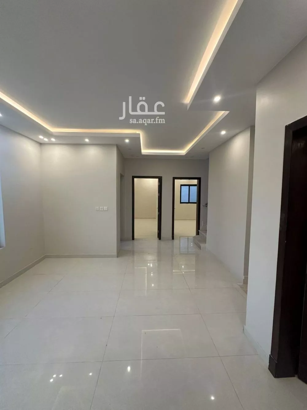 فيلا 8 غرف في الأمل 7