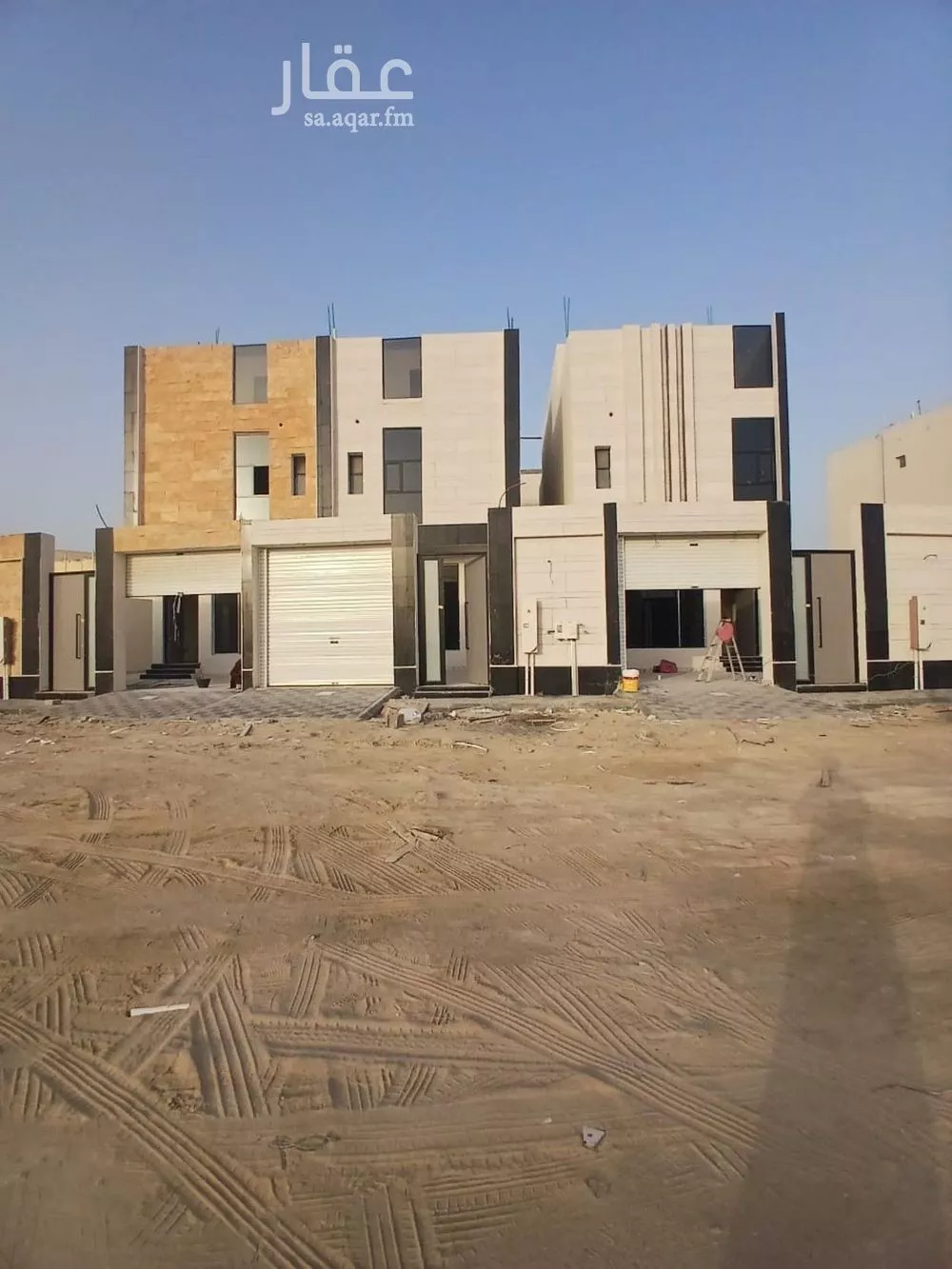 فيلا 8 غرف في ضاحية الملك فهد 2