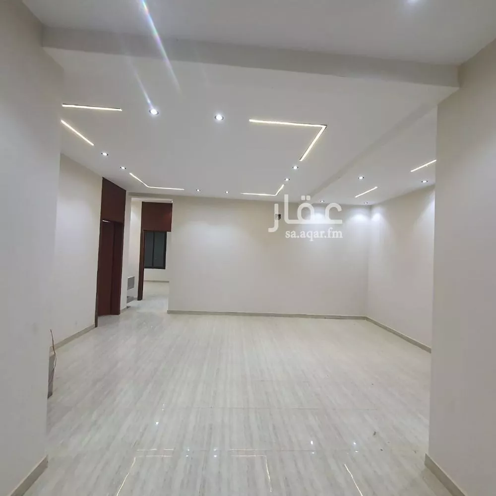 دور 5 غرف في عكاظ 14