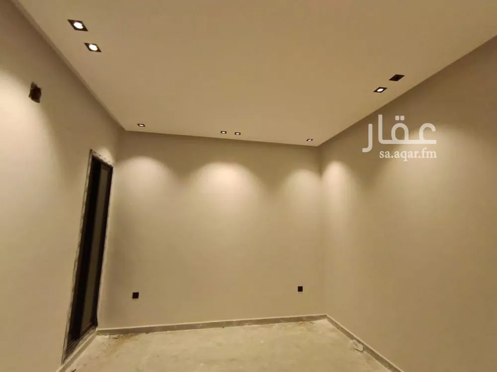 4 bedroom floor in Okaz 3