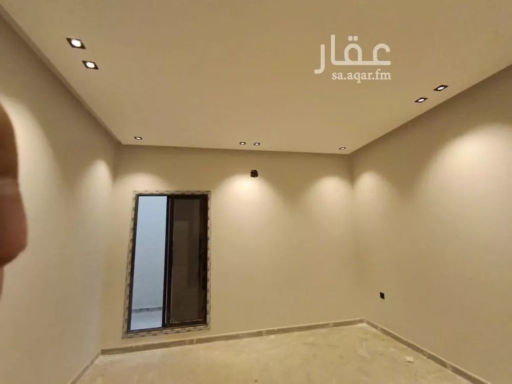 4 bedroom floor in Okaz 9