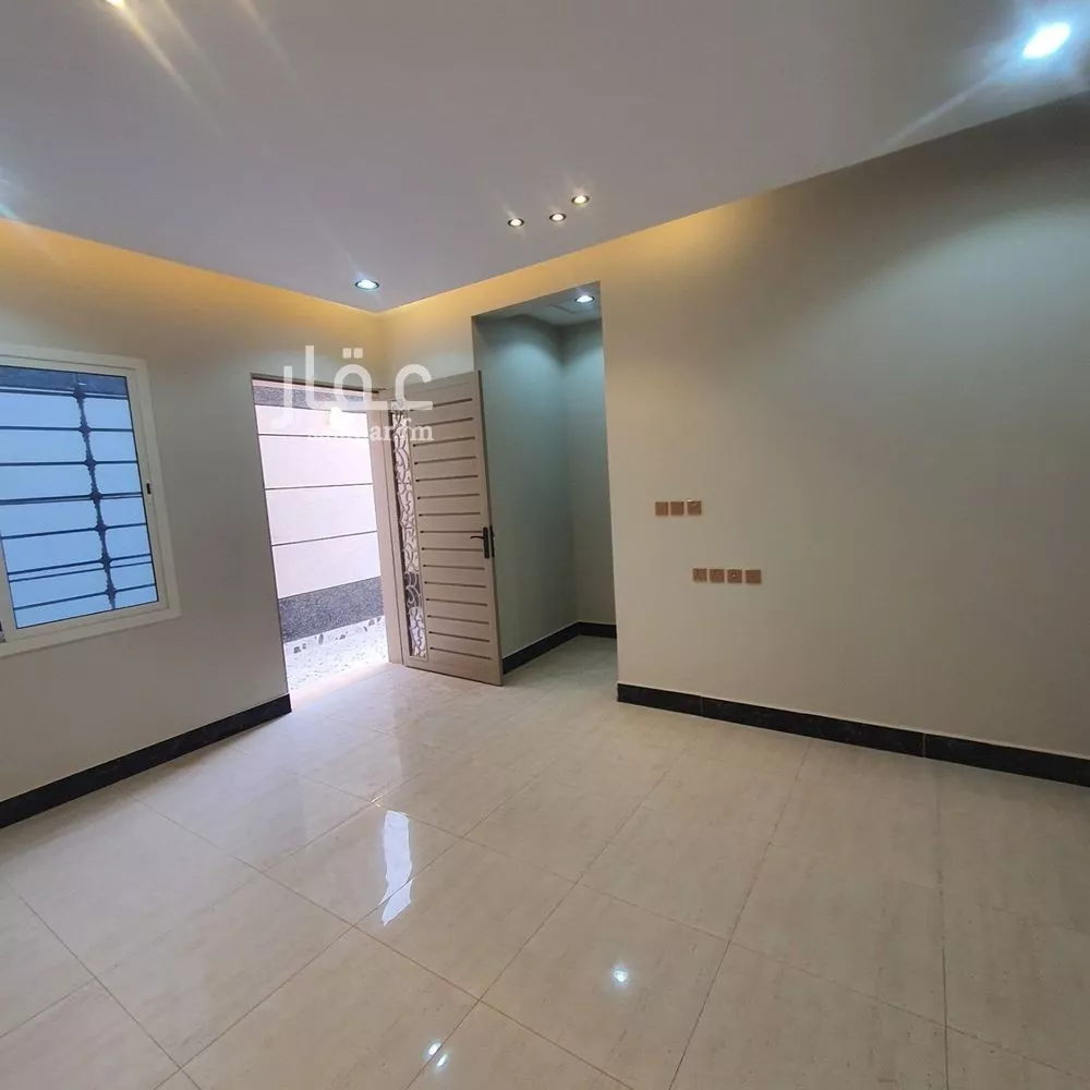 دور 5 غرف في عكاظ 14