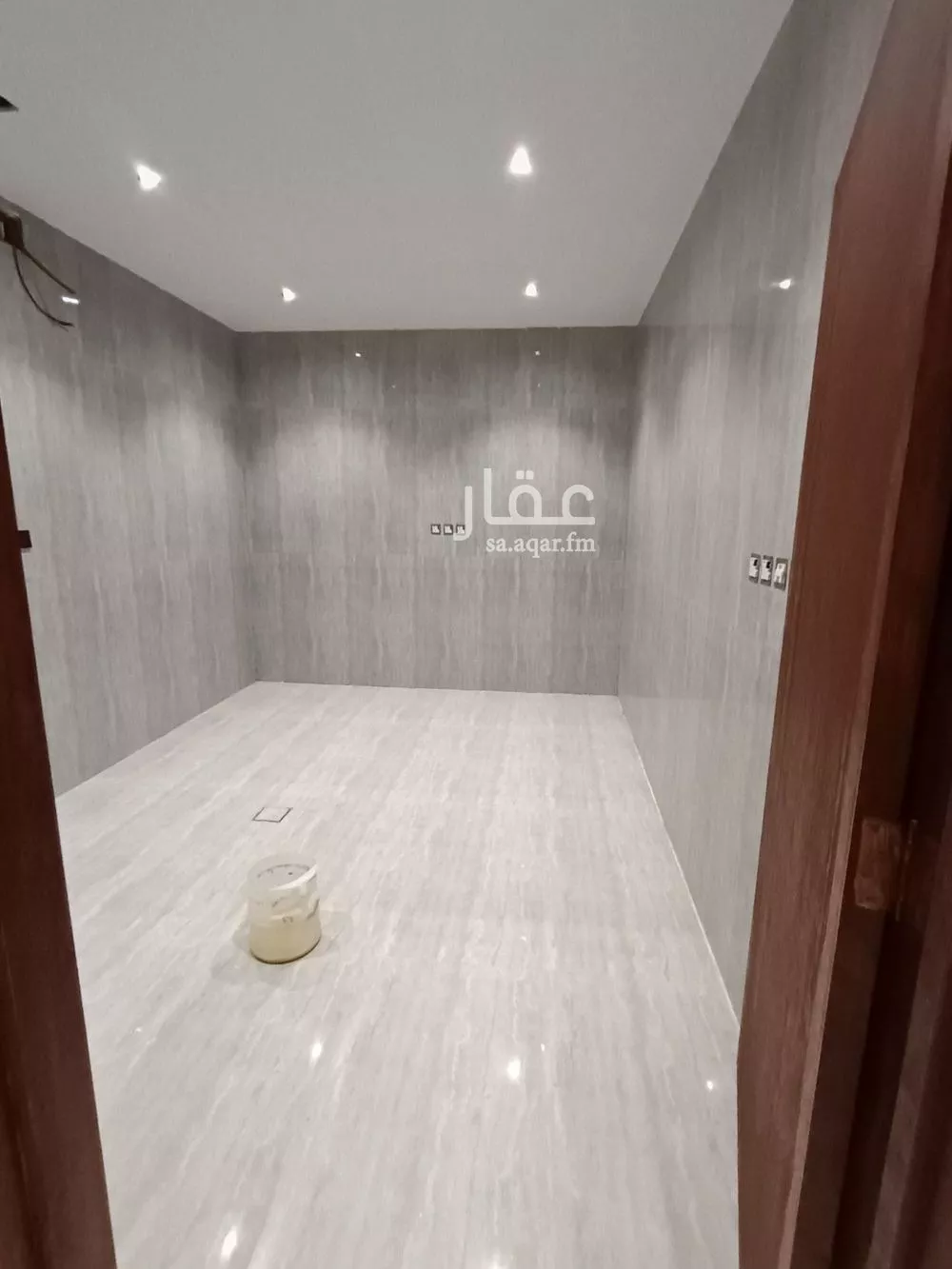 6 bedroom floor in Tuwaiq 3