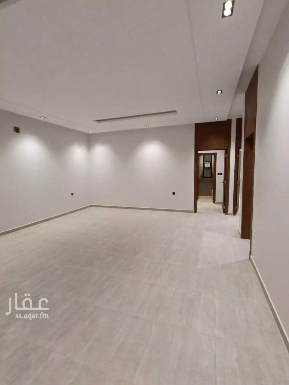 4 bedroom floor in Tuwaiq 11