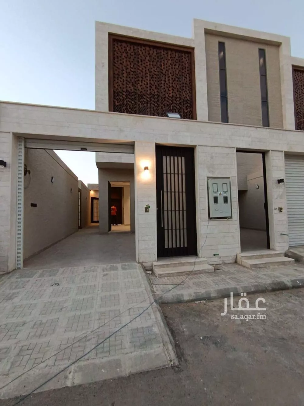 4 bedroom floor in Tuwaiq 9