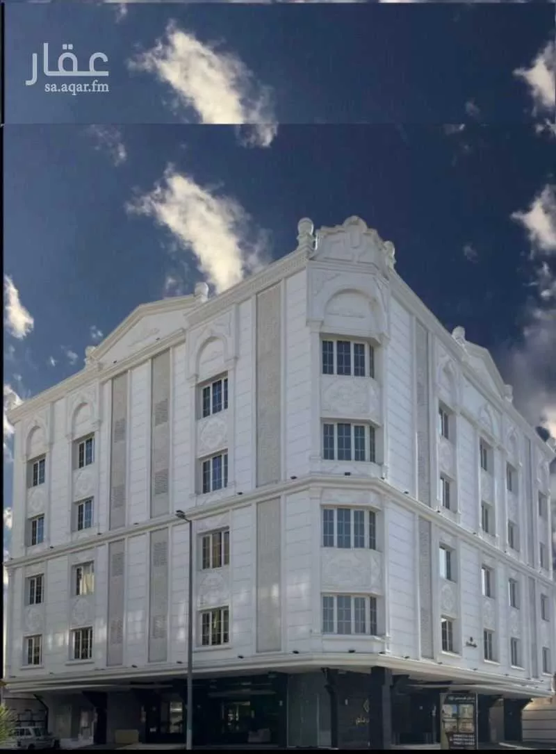 5 bedroom apartment in Al Shawqiyyah 6