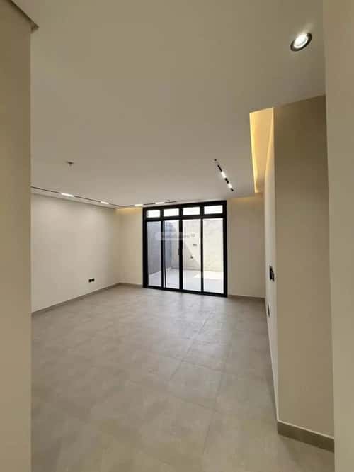 3 bedroom apartment in Al Rimal 8