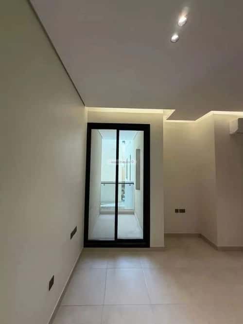 شقة 4 غرف في العارض 13