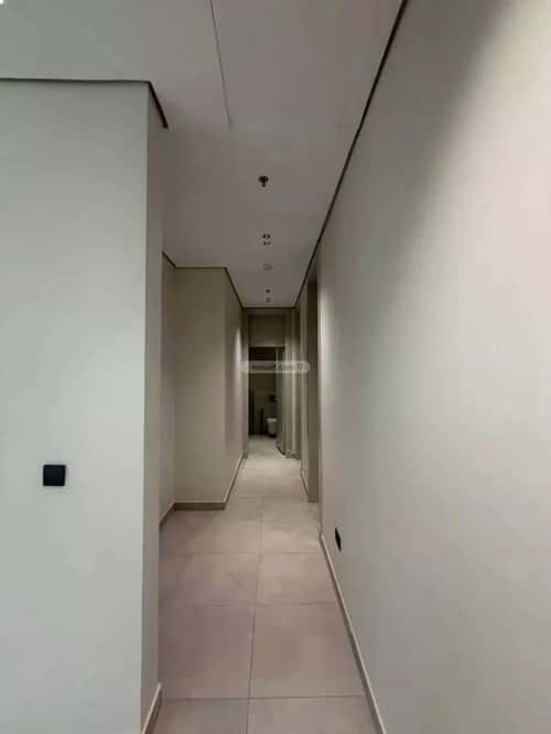 شقة 4 غرف في العارض 10