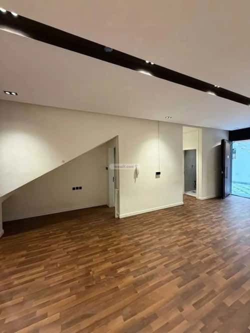 شقة 4 غرف في العارض 3