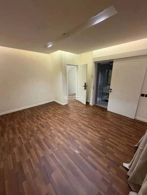 شقة 4 غرف في العارض 7