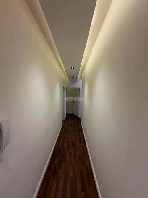 شقة 4 غرف في العارض 8