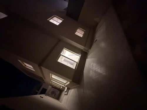 فيلا 5 غرف في النرجس 2