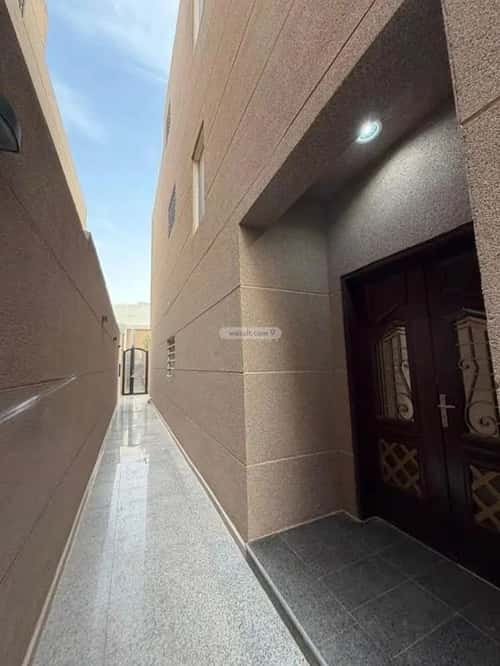 فيلا 4 غرف في العارض 4