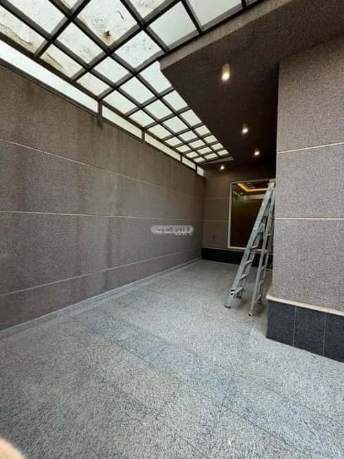 فيلا 4 غرف في العارض 5