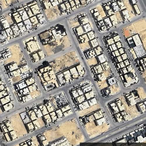 فيلا 4 غرف في العارض 7