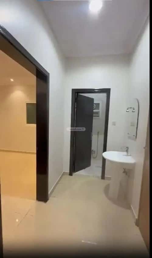 4 bedroom floor in Ishbiliyah 4