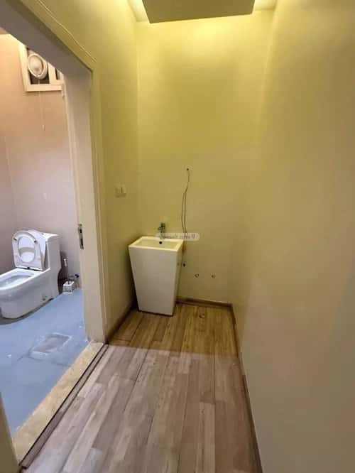 شقة 3 غرف في العقيق 5