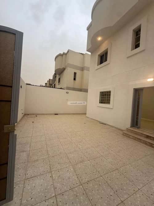 فيلا 3 غرف في المونسية 13