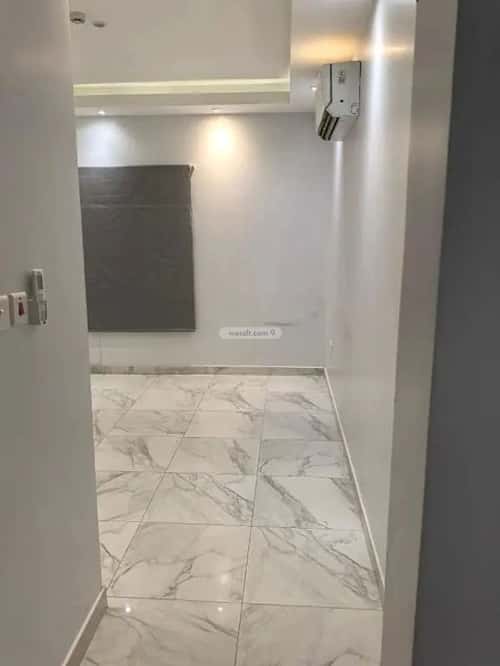 شقة 3 غرف في العارض 10