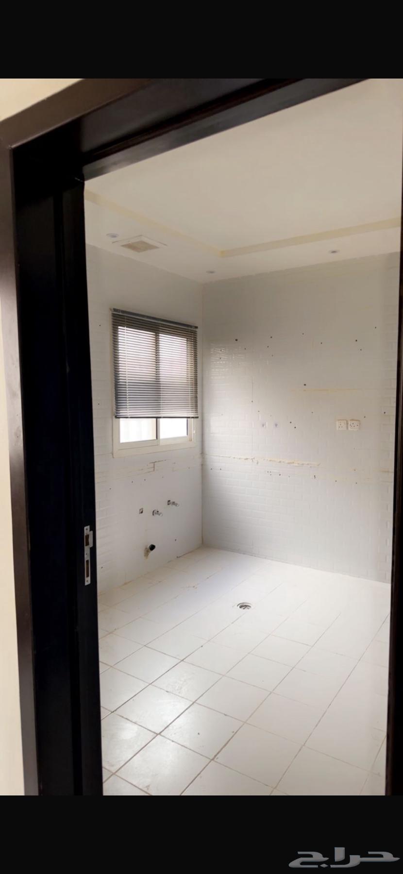 شقة 4 غرف في بدر 11