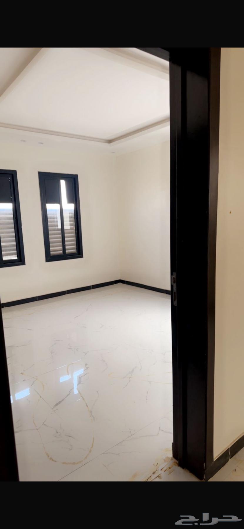 شقة 4 غرف في بدر 3