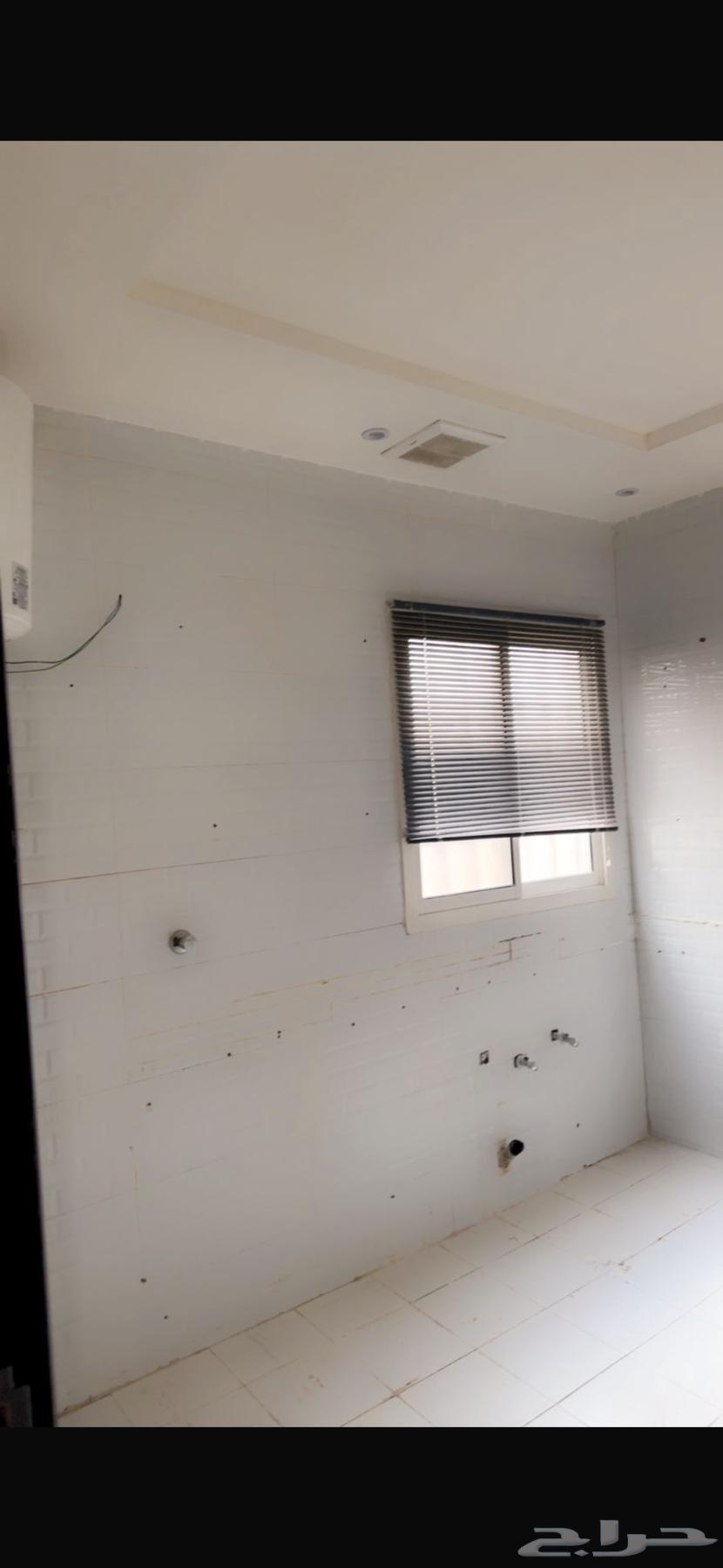 شقة 4 غرف في بدر 10