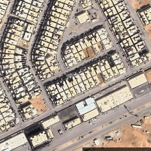 شقة 4 غرف في الرمال 2