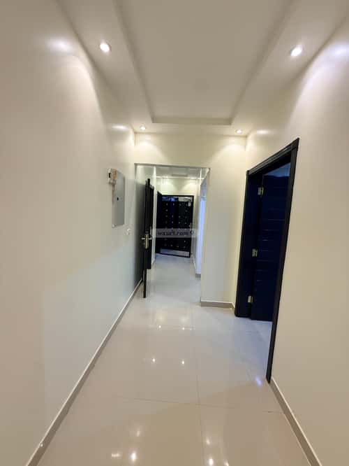 3 bedroom apartment in Dhahrat Laban 6