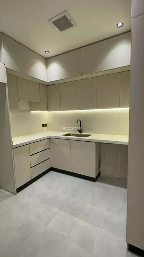 دور 3 غرف في النرجس 13