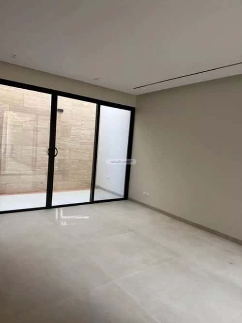 فيلا 5 غرف في الملك سلمان 2