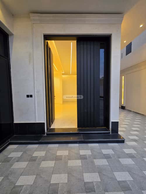 6 bedroom villa in Al Qadisiyah 11