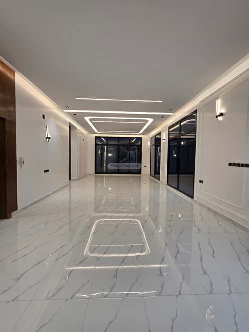 6 bedroom villa in Al Qadisiyah 3