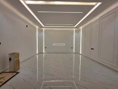 6 bedroom villa in Al Qadisiyah 6