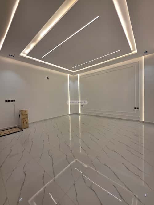 6 bedroom villa in Al Qadisiyah 9