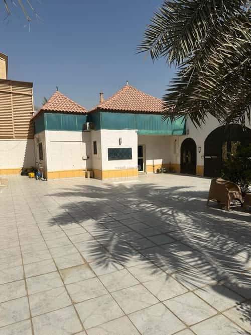 8 bedroom villa in Al Andalus 3