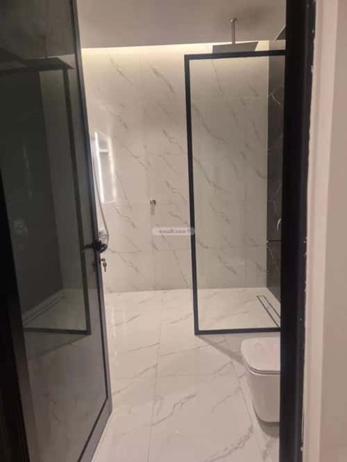 فيلا 5 غرف في النرجس 13